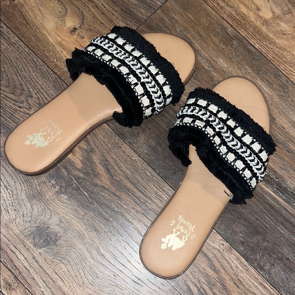 Zara Black and Cream Women's Sandals